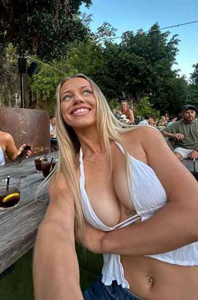 Ella, 33 ar, Vuxenmöten i Åkers styckebruk